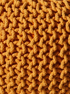 Strick-Pouf, Yellow 7 Strick-Pouf, Yellow -Teppiche Verkäufe Kiruna Sitzpouf gelb yellow lup