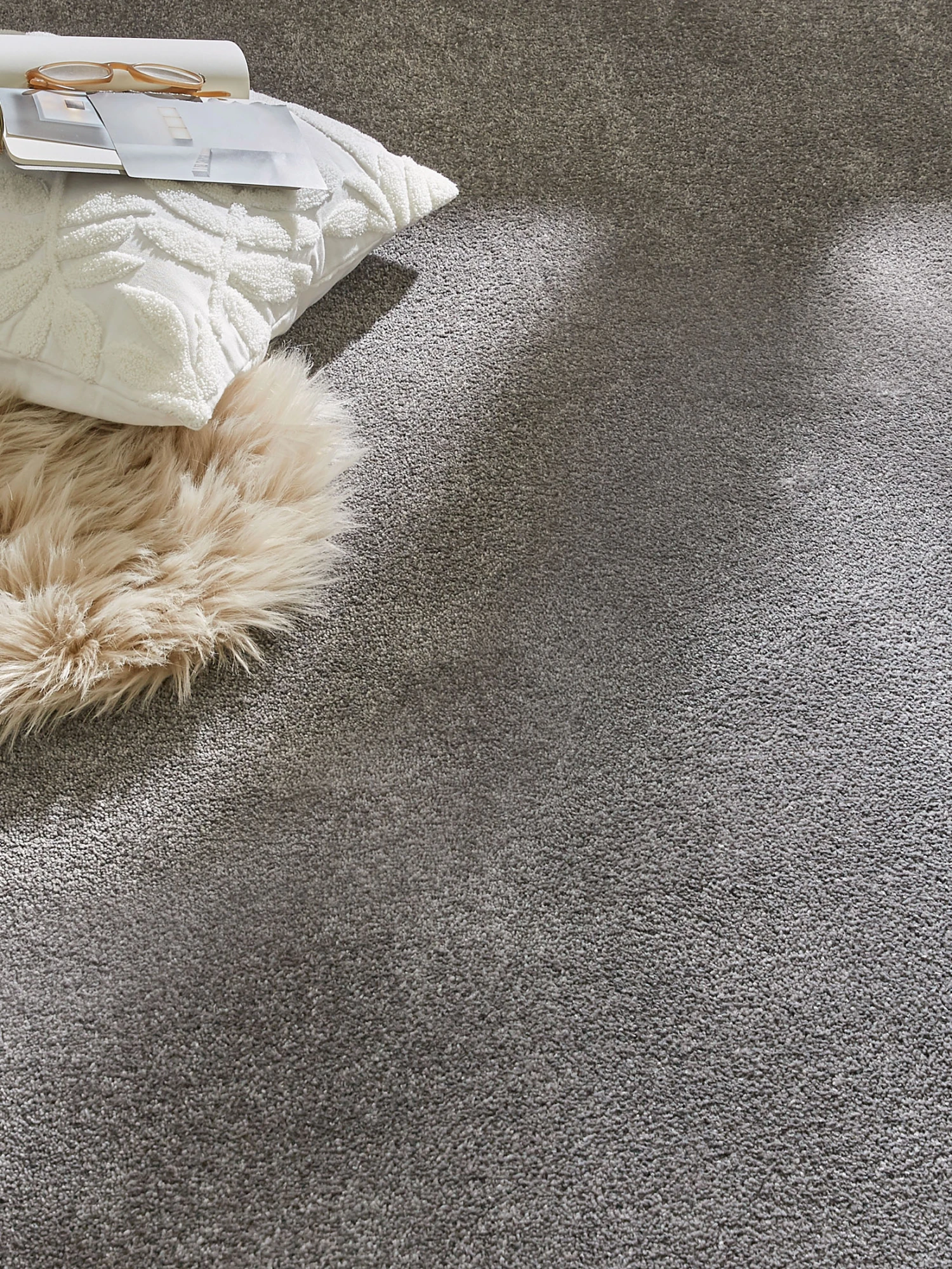 Velours-Teppichboden, Silber 77 4 Velours-Teppichboden, Silber 77 – Bild 2