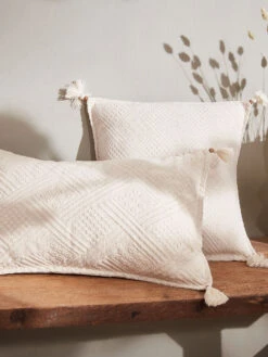 Kissen, Creme -Teppiche Verkäufe Manly Kissen Creme mil