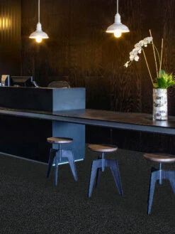 Schlingen-Teppichboden, Schwarz