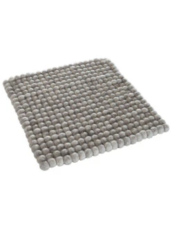 Sitzauflage, Stone Grey 8 Sitzauflage, Stone Grey -Teppiche Verkäufe Sannerud Filzkugel Sitzkissen grau Stonegrey 40x40 sper