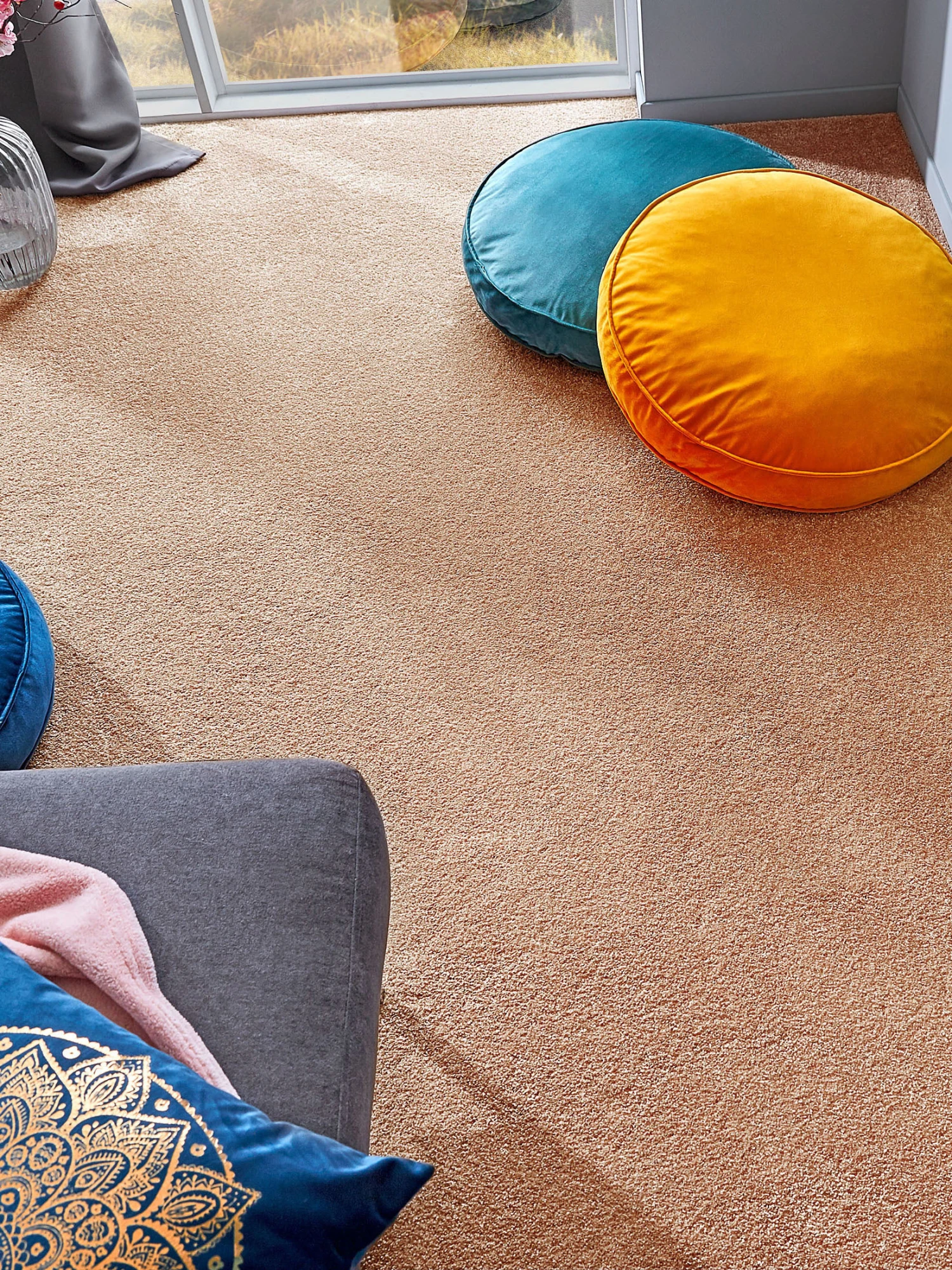 Velours-Teppichboden, Mandel 3 Velours-Teppichboden, Mandel